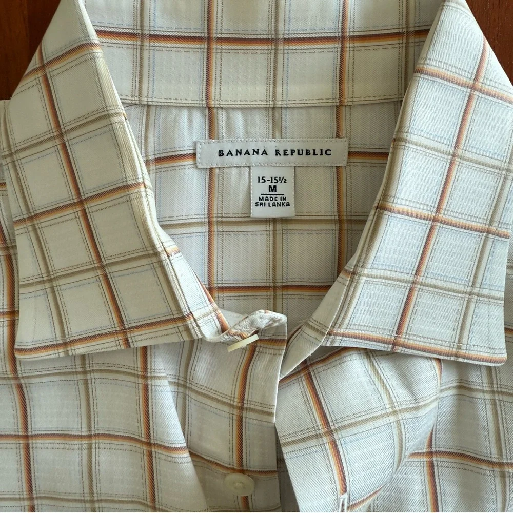 🦊 Banana Republic White and Brown Plaid Shirt